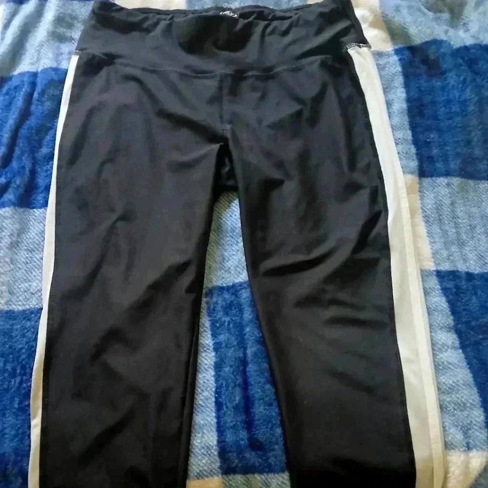 Athletic Capris